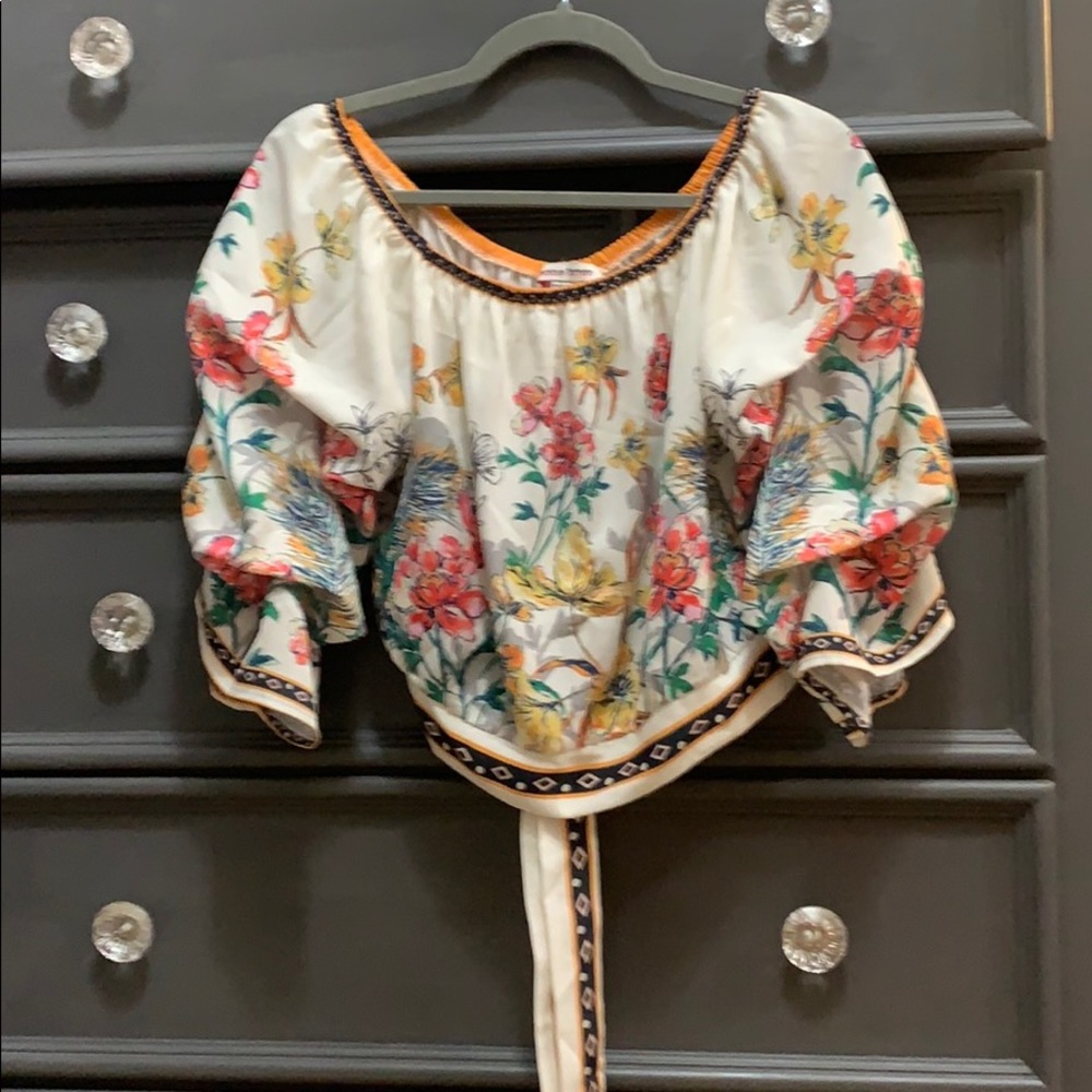 Floral top